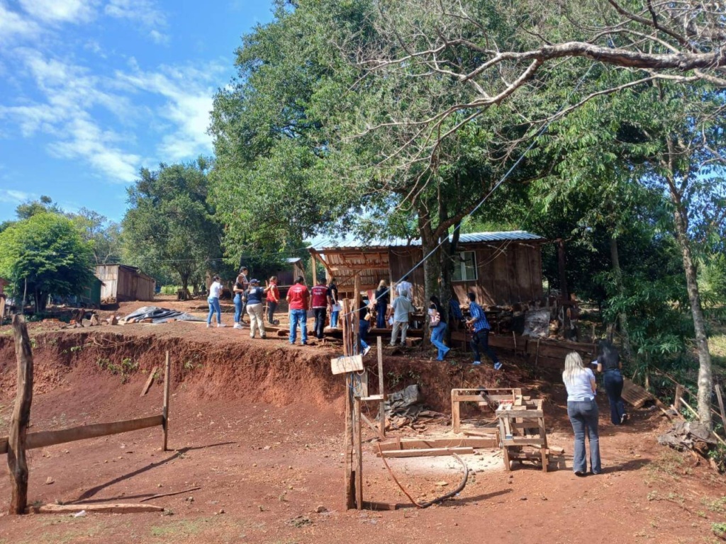 Se interviene “iglesia” que parece secta